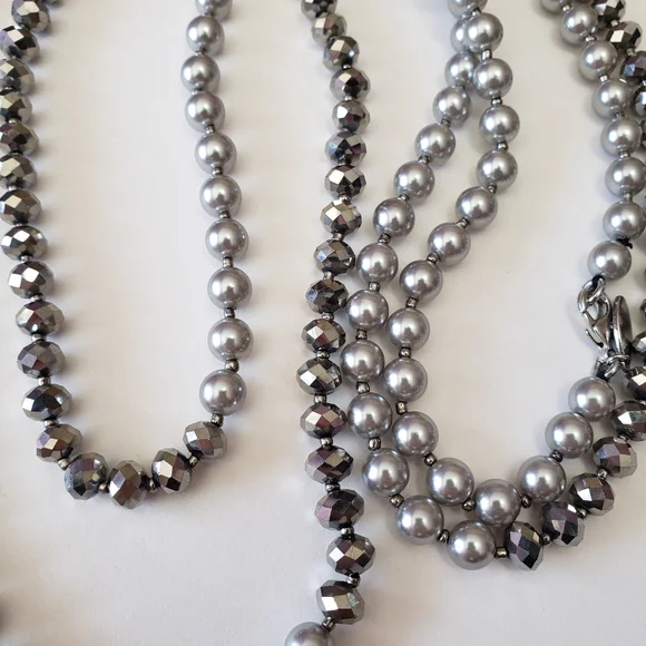 Ann Taylor Silver Tone Faux Pearl And Silver Tone Beaded Necklace - Picture 11 of 13